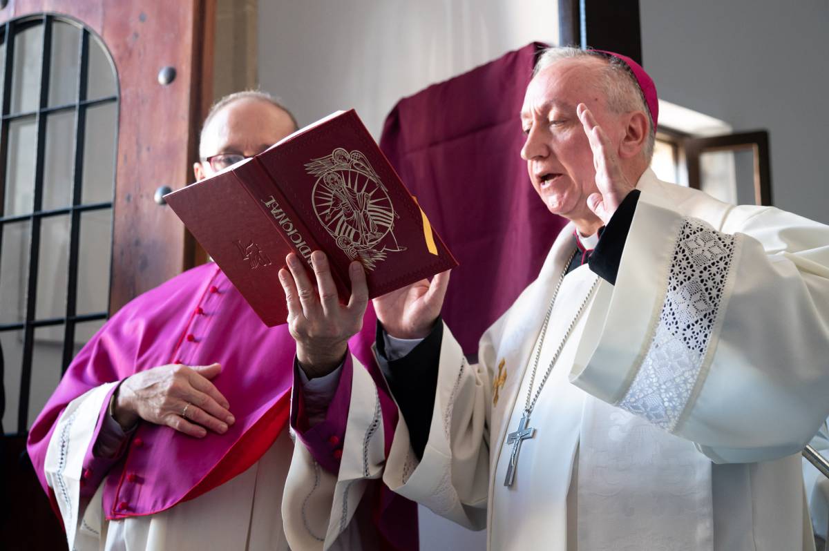 Bendición capilla Arroyo con presencia del Obispo y Virgen del Socorro