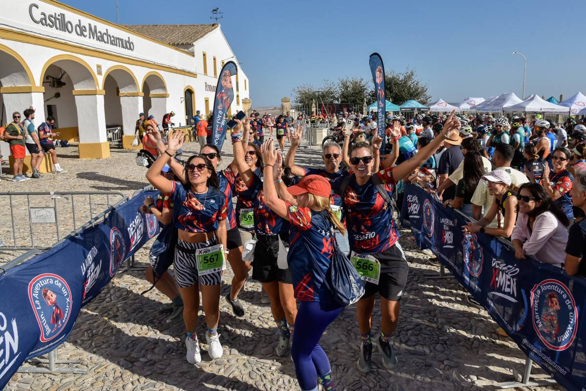 Correr, caminar y pedalear en la viña por Martín, el X-Men de Jerez: las mejores fotos de la prueba solidaria