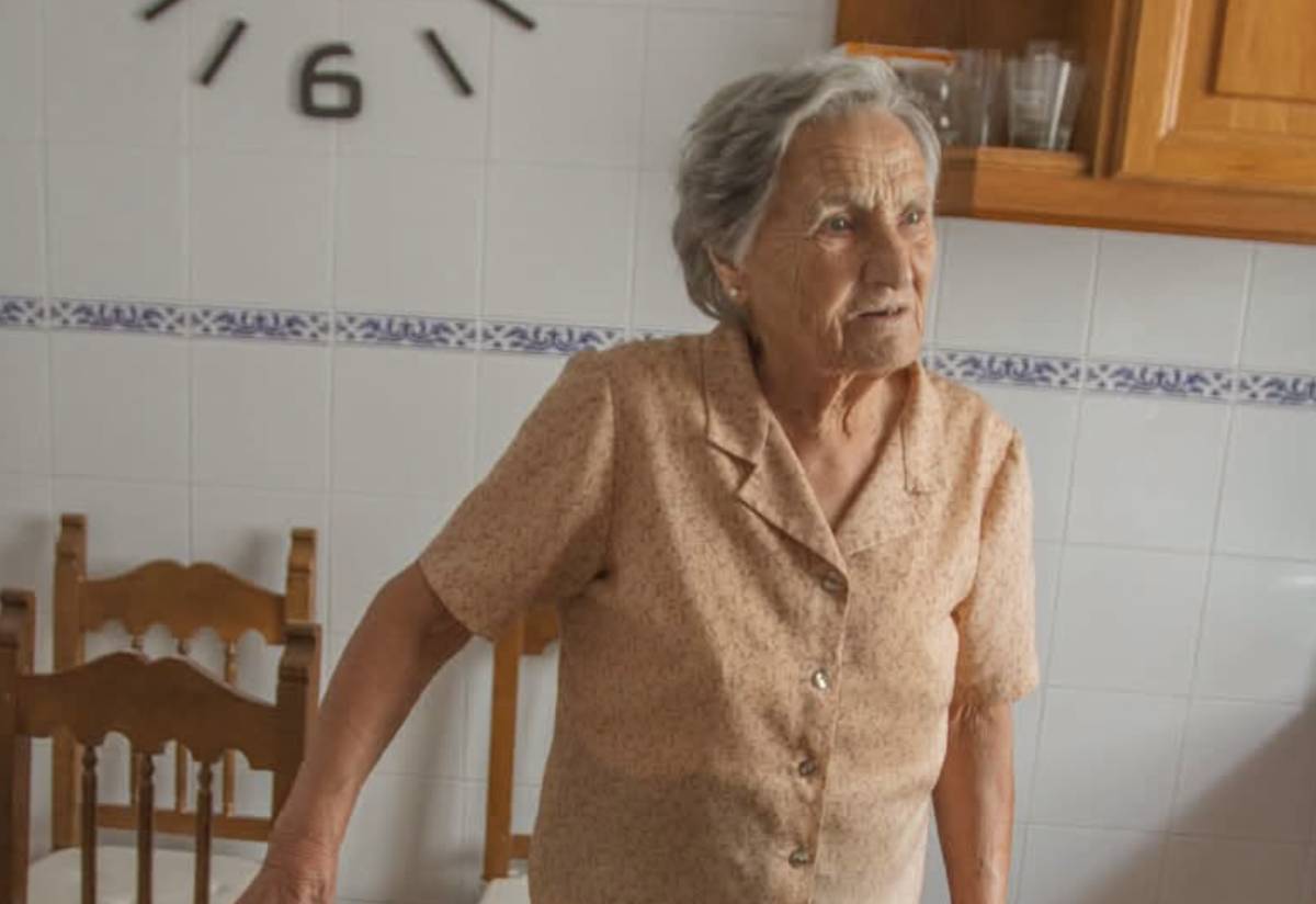 Fallece a los 98 años la querida Currita de Zahara los Atunes, la vecina más longeva de una de las mecas del turismo en España