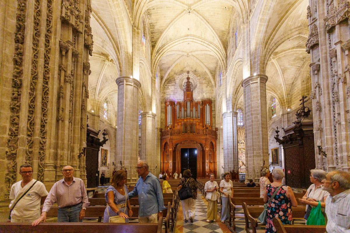 Nueva iluminación artística  Iglesia de San Miguel Jerez 