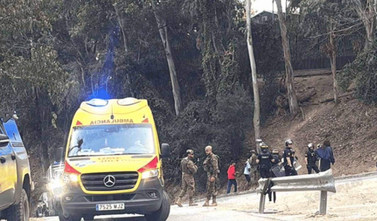 Nueva noche de tensión en Ceuta: una migrante apuñala a otra y la Policía interviene en Loma Colmenar ante un posible motín