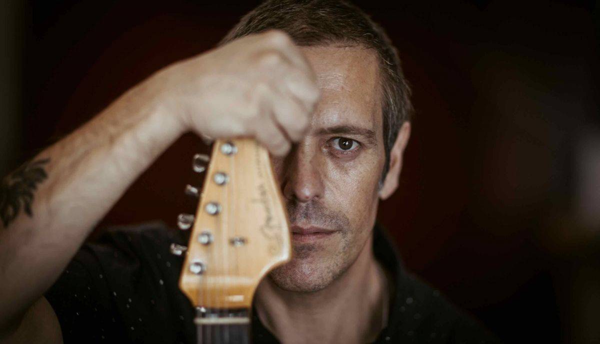 Dani Llamas en acústico en Jerez: dará un concierto íntimo en el Teatro de La Gotera de Lazotea