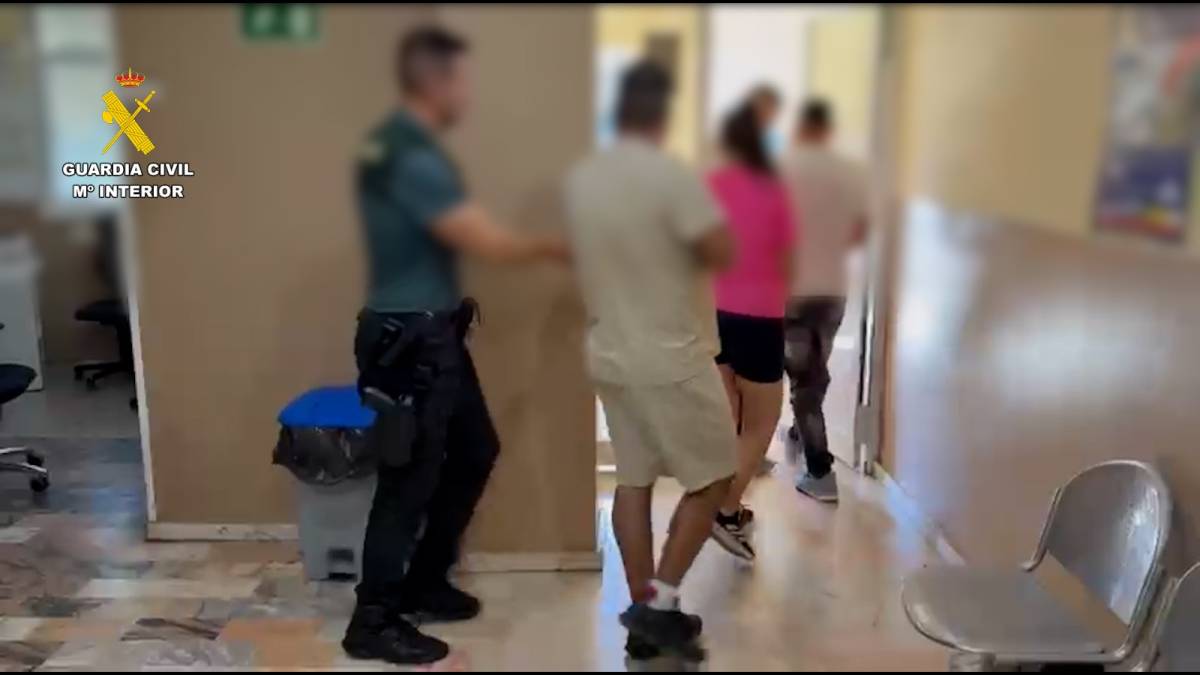 Los cuatro miembros de la banda, detenidos. - Los cuatro miembros de la banda, detenidos.