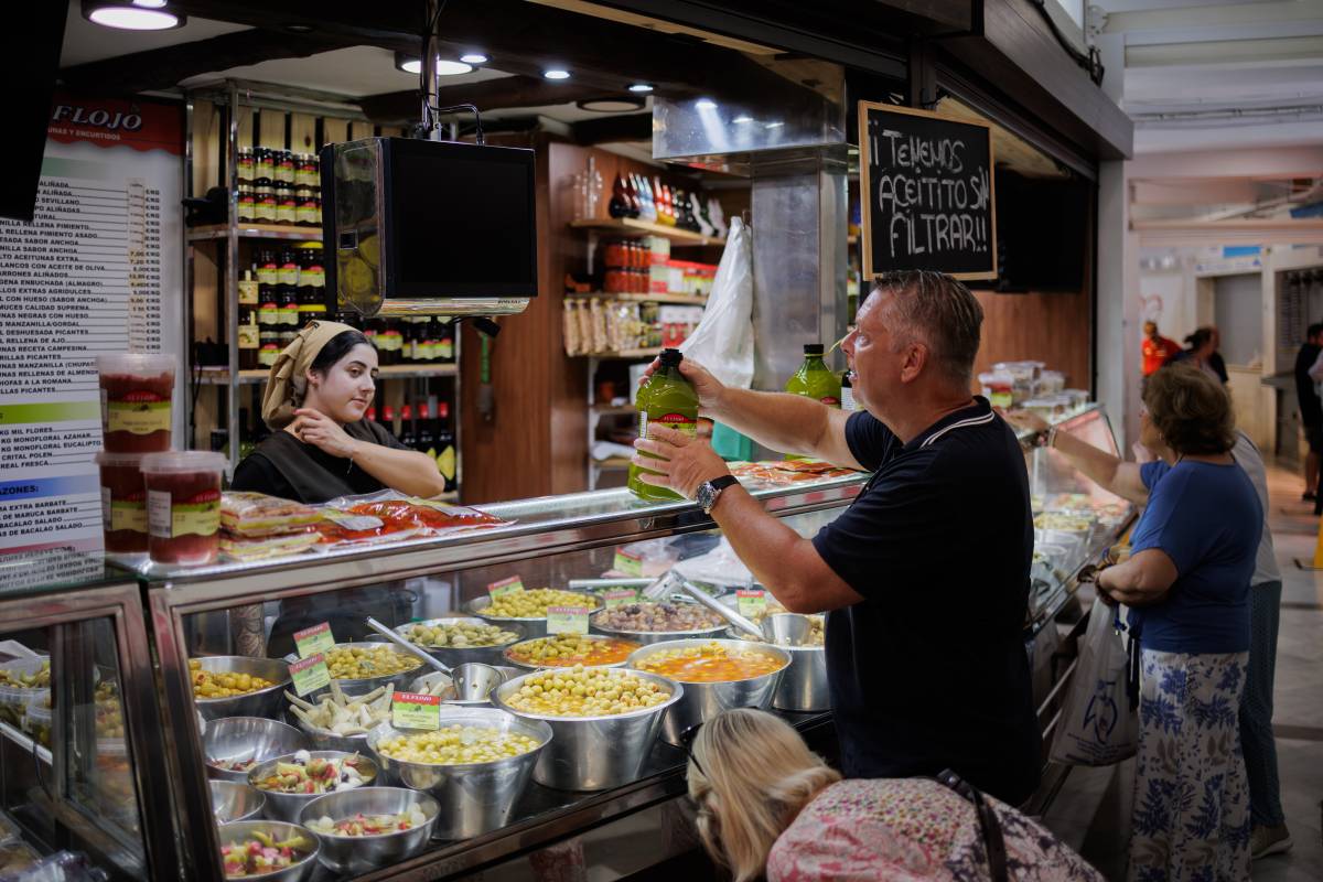 MERCADO EL PUERTO PLAZA DE ABASTO