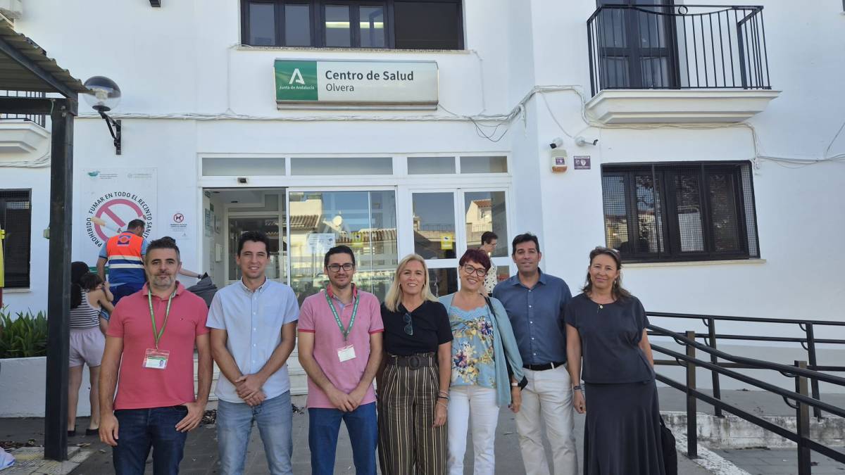 Varios centros de salud de la Sierra de Cádiz se blindan contra las goteras antes de que llegue la lluvia