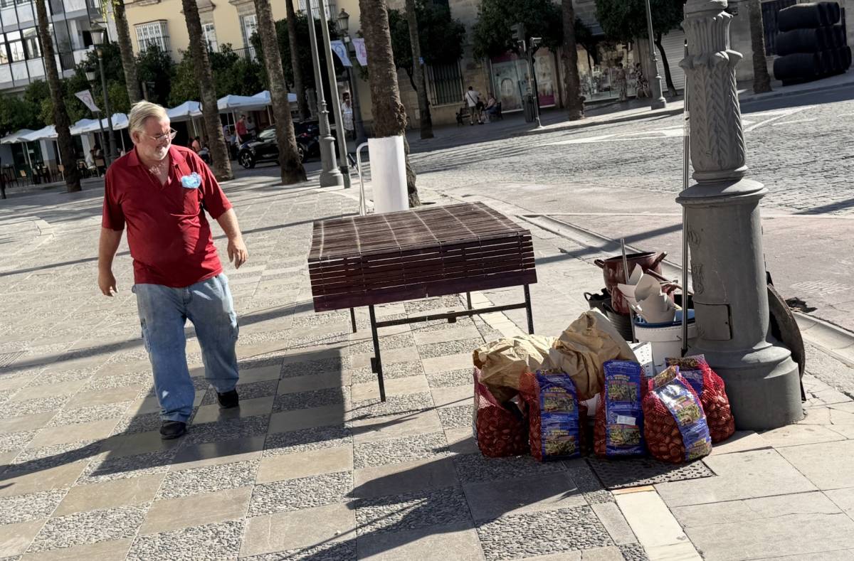 Fumata blanca por la alameda Cristina: comienza en Jerez la 'temporada de castañas' a más de 30 grados y levante