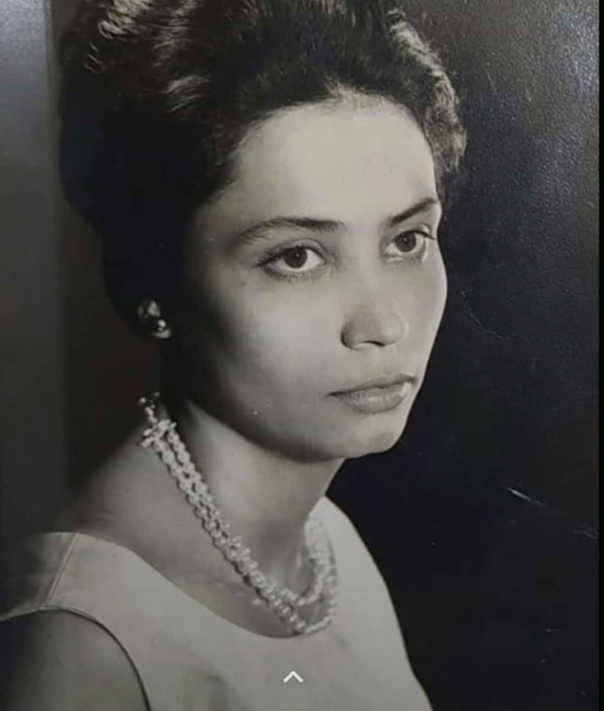 LOMONT JEREZ