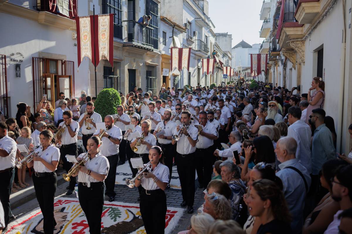 La Virgen de la Merced por las calles de Jerez 