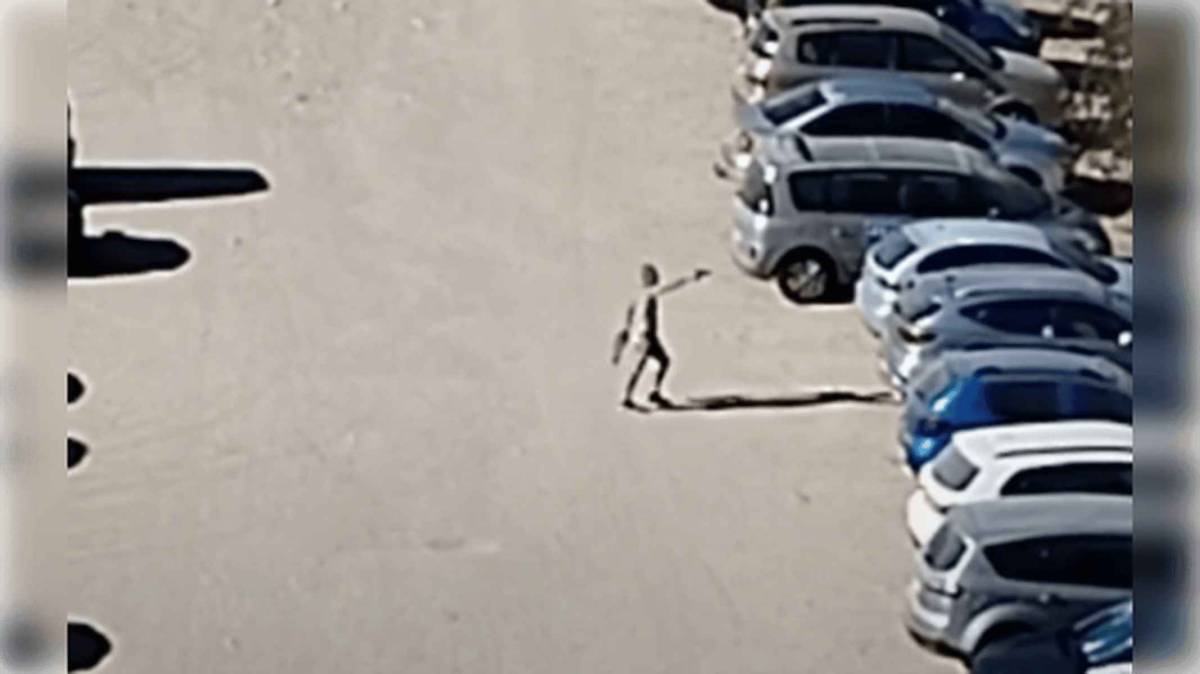 Un hombre saca de una furgoneta una pistola en Málaga y amenaza a dos jóvenes