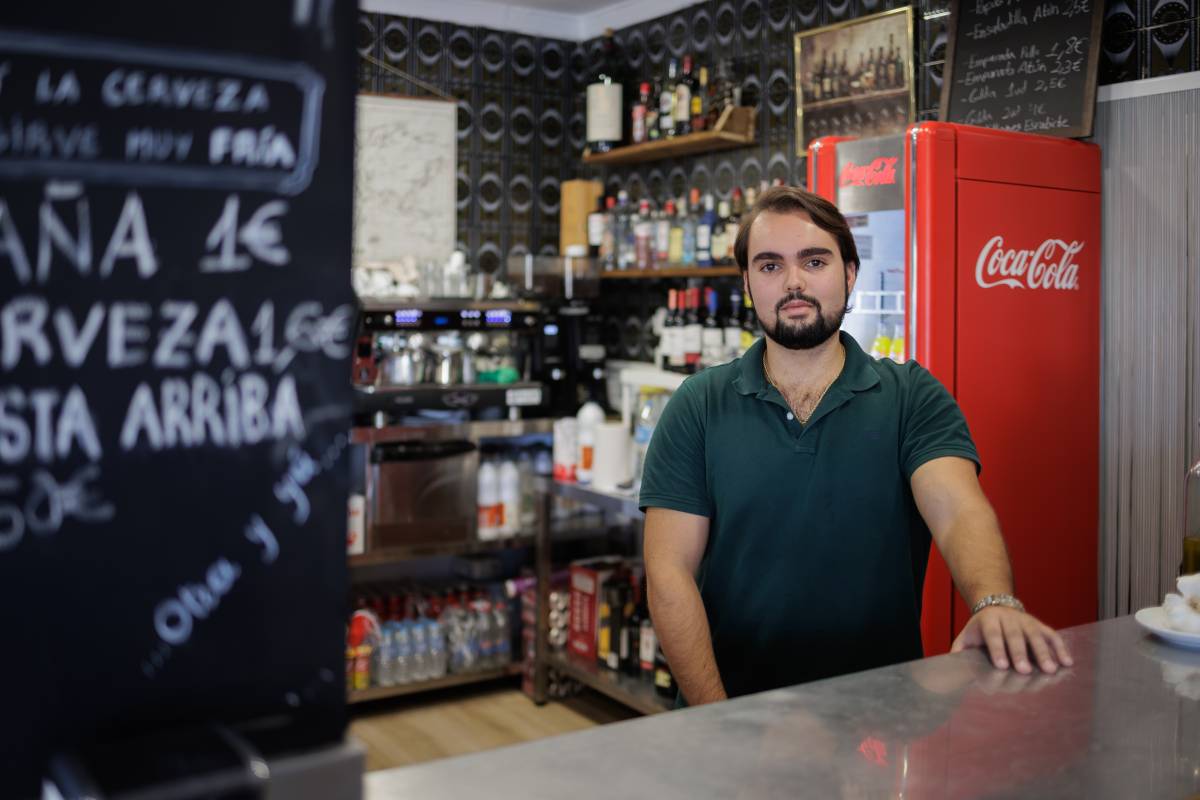 BAR MANHATTAN JOSE SANTIAGO