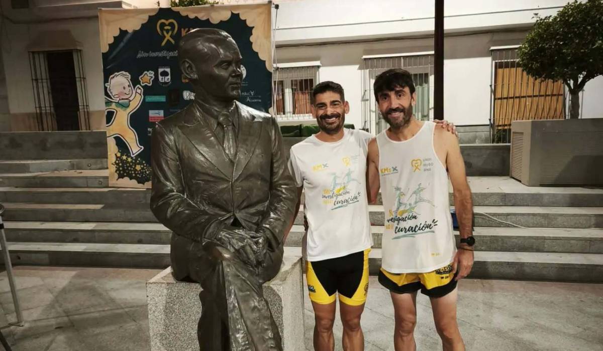 Doce horas y un relevo de esperanza en Trebujena: así ha completado José Carlos la primera vuelta contra el neuroblastoma