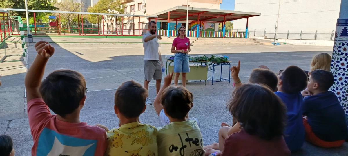 Así se están formando los niños de Jerez sobre el Guadalete y el arbolado gracias a una iniciativa municipal