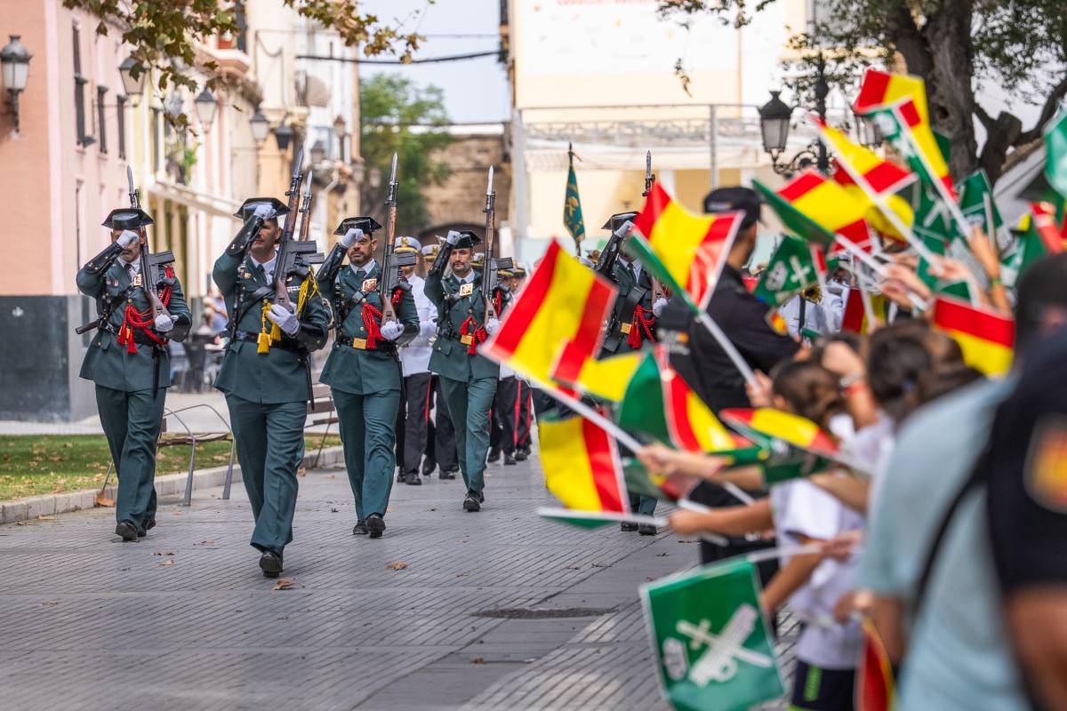 De El Rosalejo a la Plaza de España: dos siglos de Guardia Civil en Cádiz