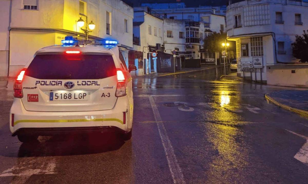 El timo de las garrafas de aceite: así han estafado a una vecina mayor en Arcos 