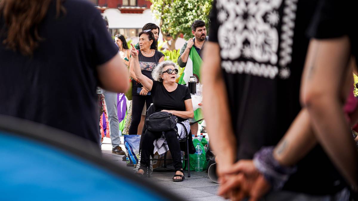 Acampada manifestación por la vivienda digna en las Setas de la Encarnación, Sevilla