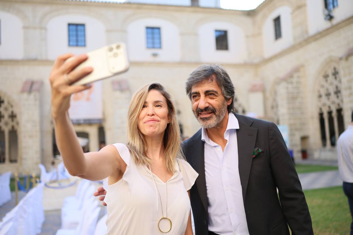 Jerez rinde homenaje a Caballero Bonald en la Feria del Libro: Juan del Val y Rubén Amón, entre las primeras voces