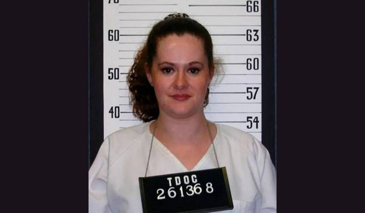 Sobrevive una mujer tras recibir dos dosis de inyección letal en EEUU: condenada por asesinato en 1995, a los 18 años