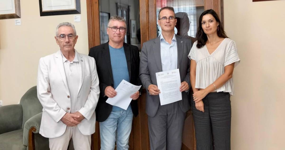 Conferencias, encuentros y debate andaluz: así es el convenio suscrito entre Andalucía y Democracia y la Universidad de Granada