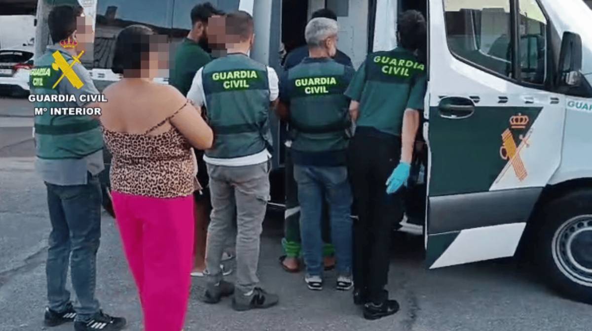 Desde Badajoz a Sevilla para robar en las iglesias: limosnas vaciadas y joyas sustraídas a plena luz del día