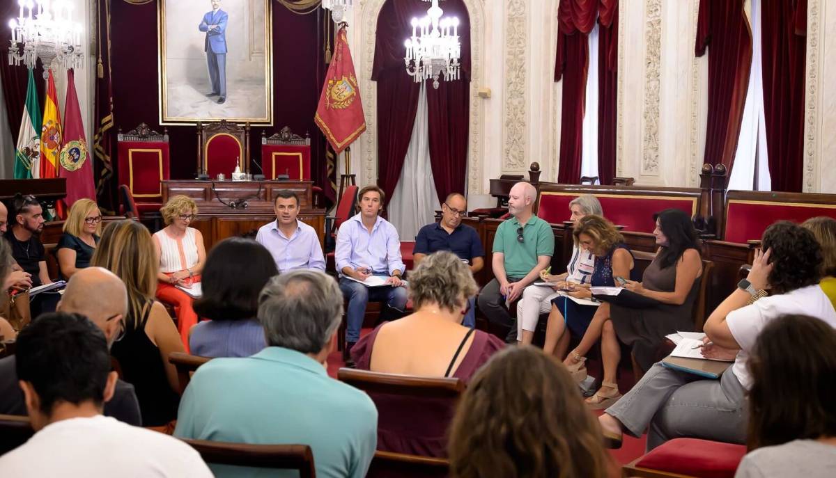 Cádiz registra más personas sin hogar alojadas que en la calle: refuerza la atención con 25 profesionales más