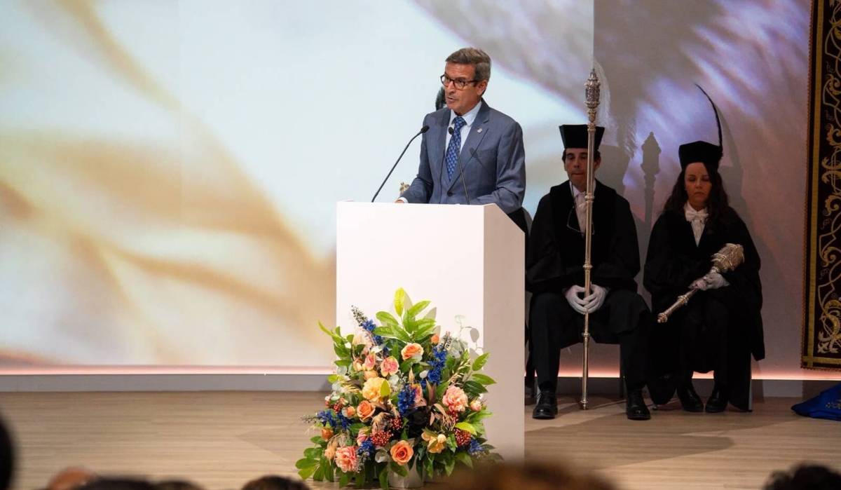 el consejero de Universidad, Industria, Energía e Innovación, Jorge Paradela - el consejero de Universidad, Industria, Energía e Innovación, Jorge Paradela