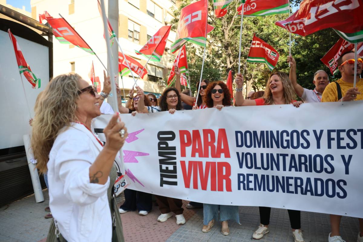 Trabajadores de grandes almacenes, contra la apertura 