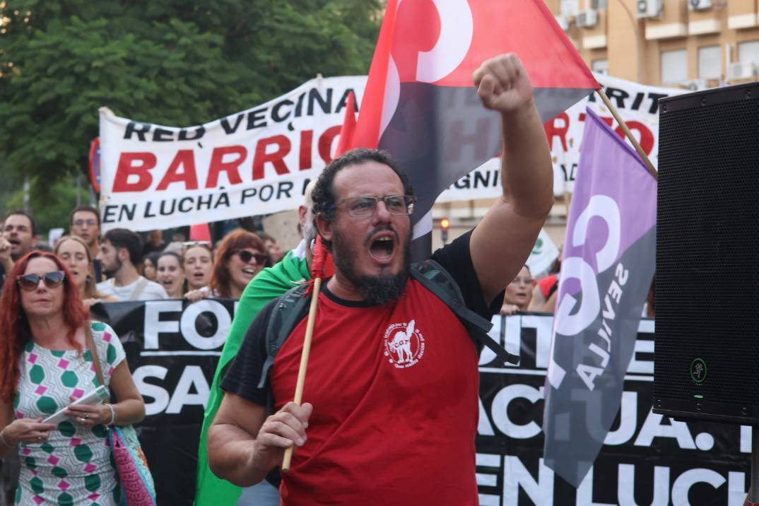 Más de 15.000 personas 'toman' Sevilla por la vivienda: 