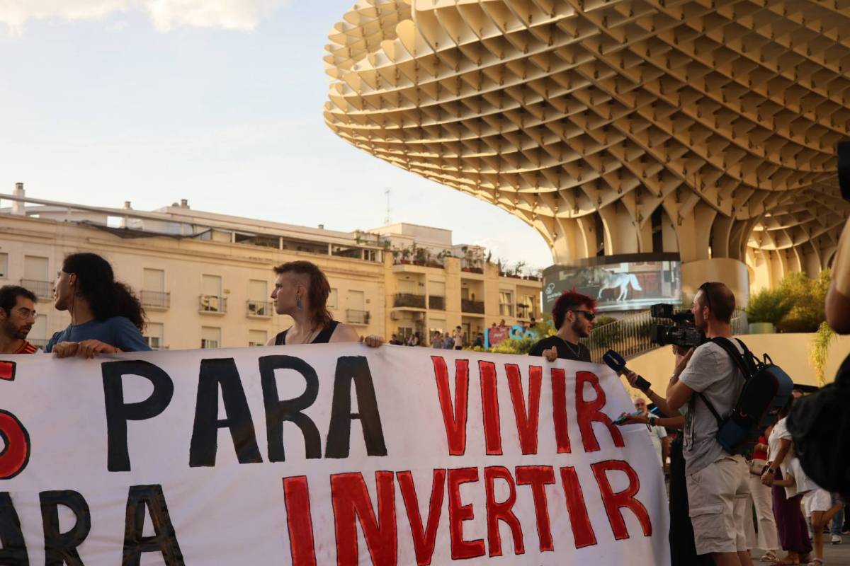 Manifestación contra el rentismo en Sevilla, sindicato de inquilinas Sevilla - GONZALO TORO Manifestación contra el rentismo en Sevilla, sindicato de inquilinas Sevilla