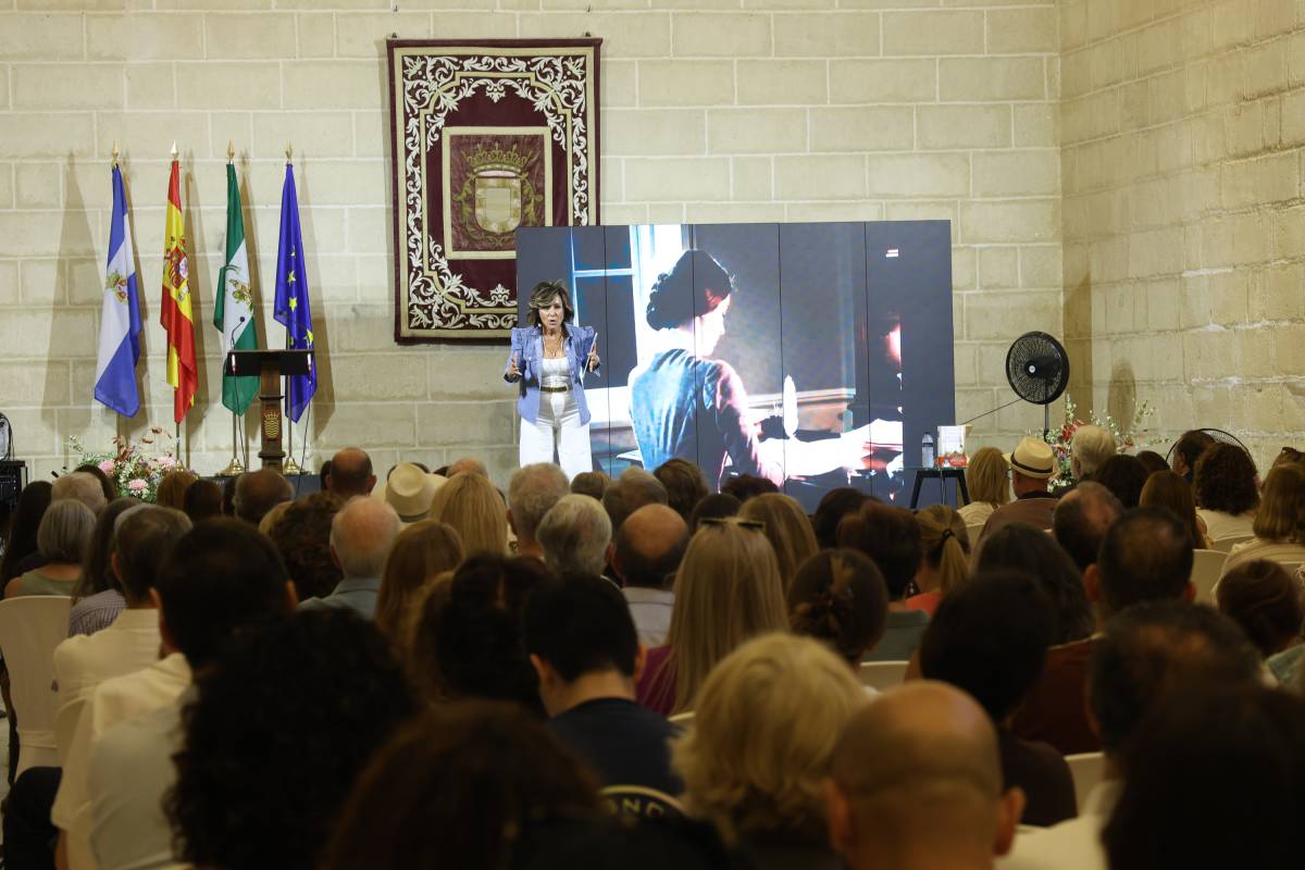La lectura gana público en Jerez: la Feria del Libro, dedicada a Caballero Bonald, supera las cifras de visitantes de 2025
