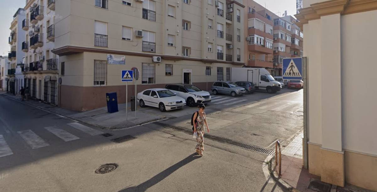 Una avería deja sin agua a parte de San Fernando y provoca anegamientos en varias calles