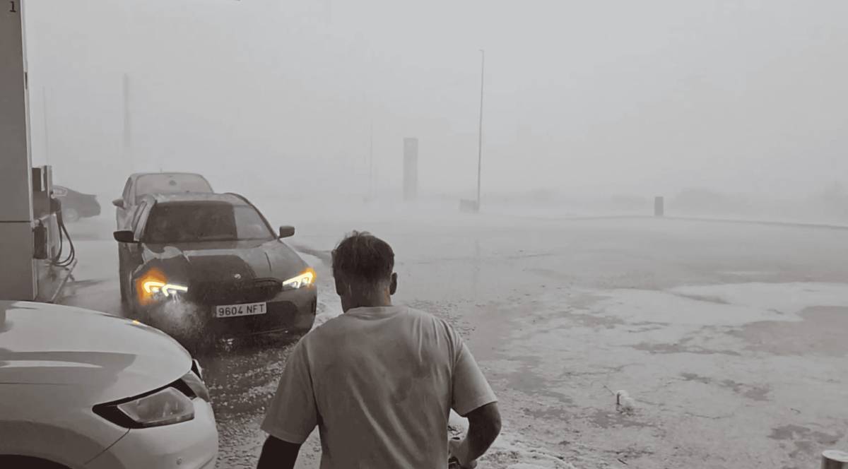 Una tromba de agua sorprende a la provincia de Córdoba en una tarde de lluvias y tormentas