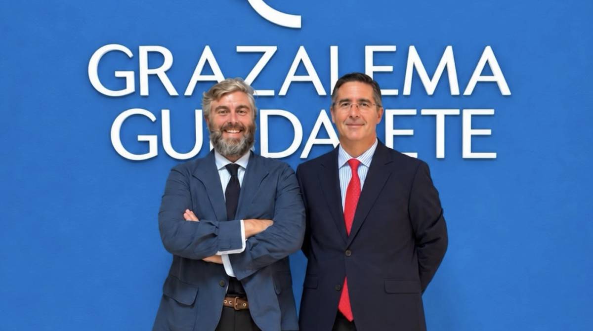 Relevo en el Colegio Grazalema Guadalete: Fernando Núñez vuelve al Ayuntamiento de Jerez y Javier Luján toma el mando 