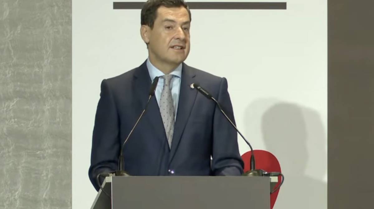 Juanma Moreno afirma que Pedro Sánchez ha metido a España 