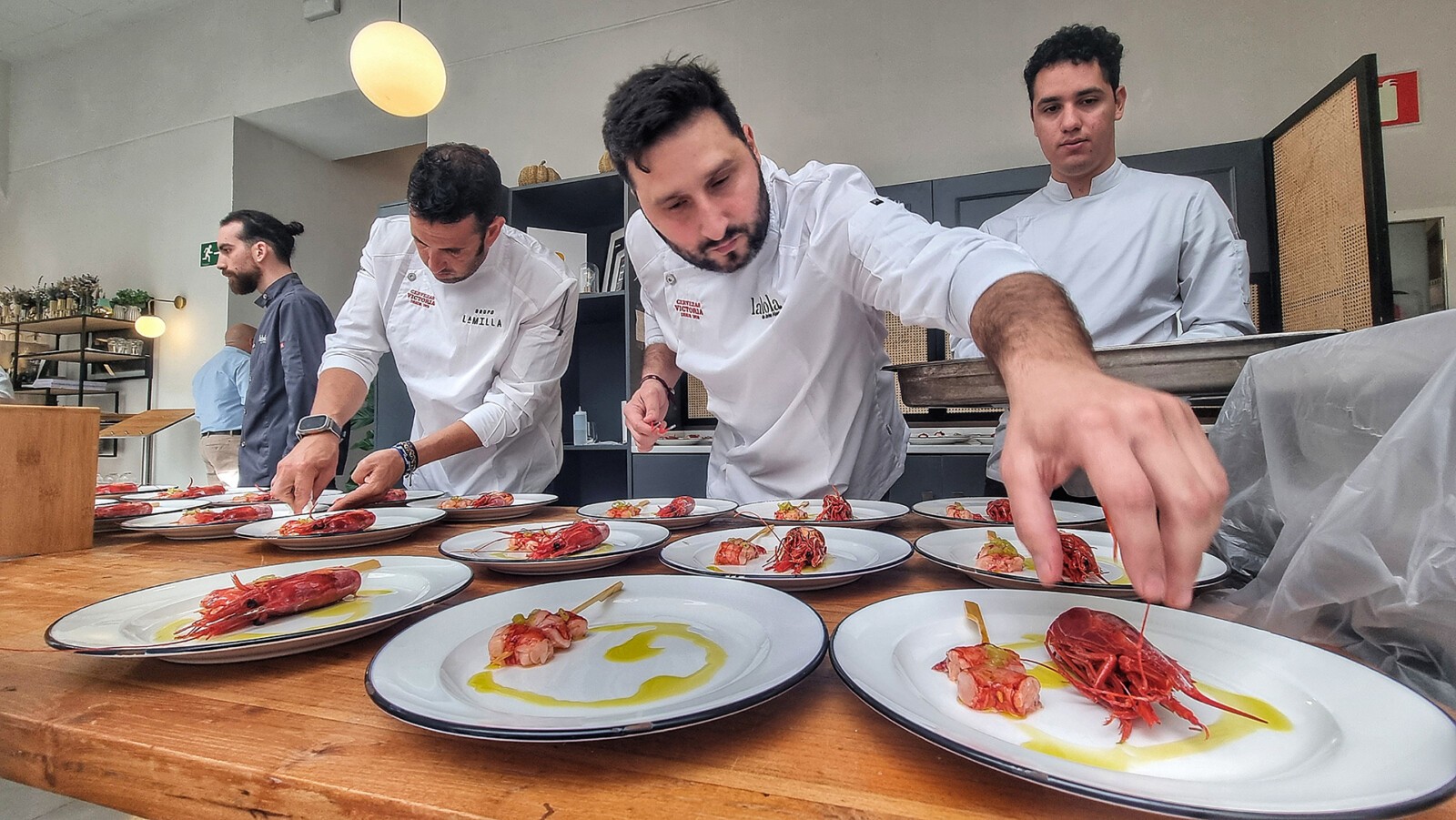 Lalola y La Milla, diez años y un almuerzo para recordar