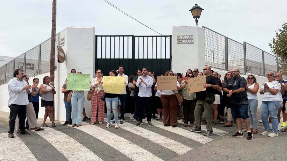 Vejer respalda a Los Molinos: la comunidad educativa reclama a la Junta un PTIS inmediato
