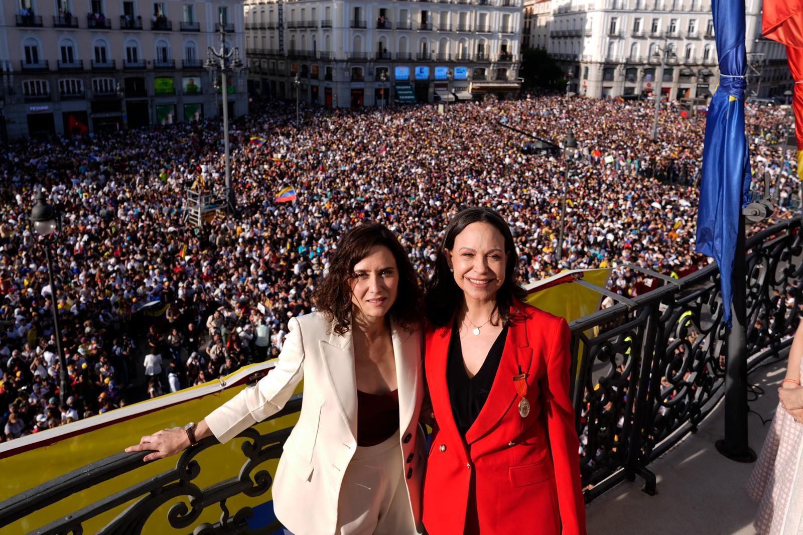 La polémica con Carlos Baute y su grito racista contra Delcy Rodríguez: 