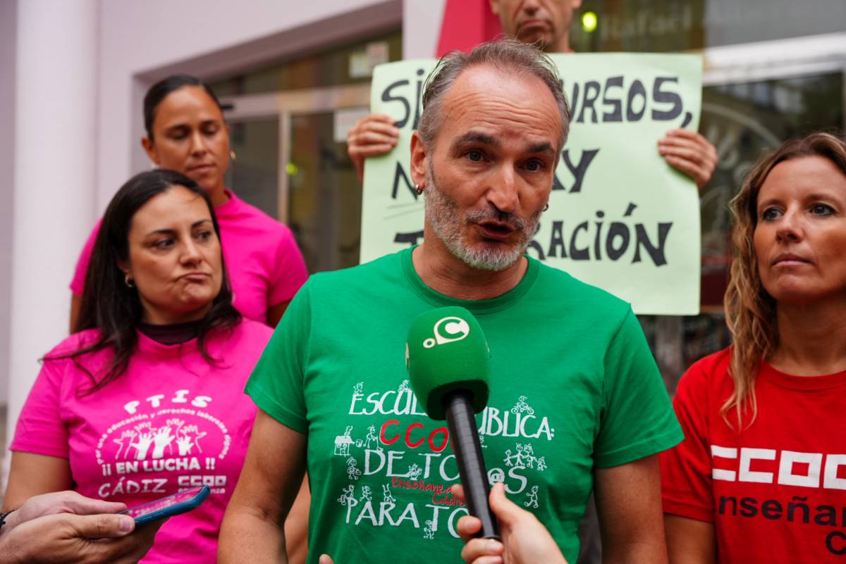 IES Rafael Albert. Rechazan la eliminación de la FP básica específica  Denuncian falta de recursos para alumnado Cádiz 