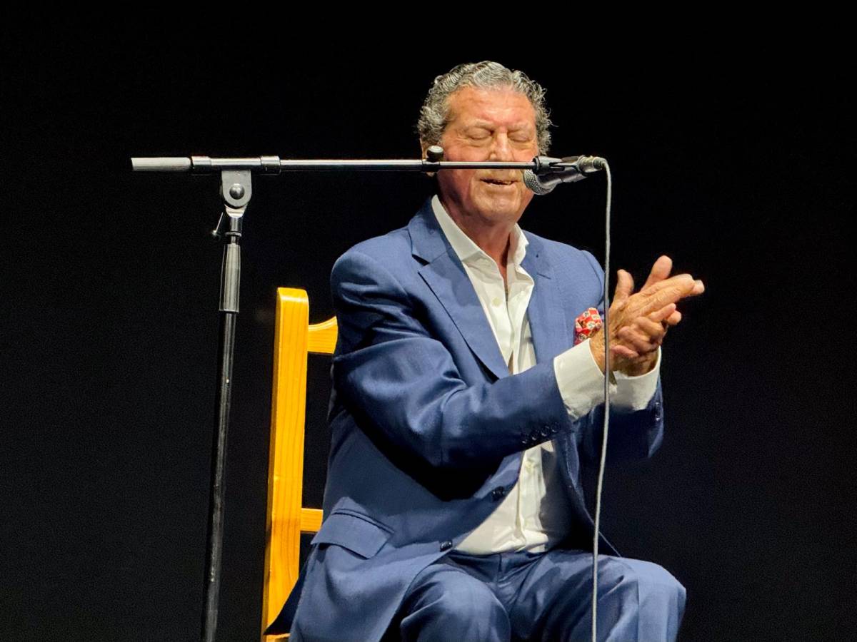 Luis 'El Zambo' fue uno de los protagonistas de la cita encargado de ilustrar el Encuentro Provincial de Peñas Flamencas de Cádiz. - Luis 'El Zambo' fue uno de los protagonistas de la cita encargado de ilustrar el Encuentro Provincial de Peñas Flamencas de Cádiz.