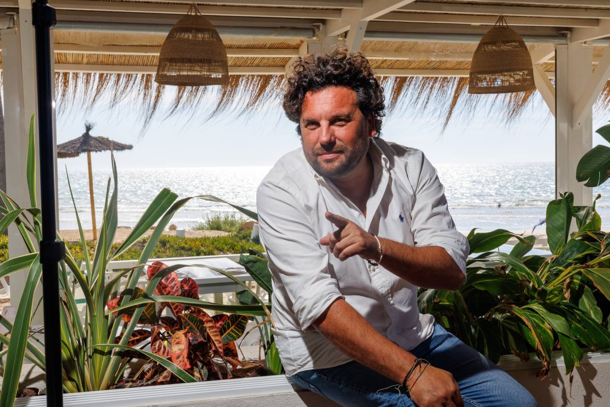 Manuel Martínez, andaluz por el mundo con eterno 'jet lag' y rey en La Manuela: 