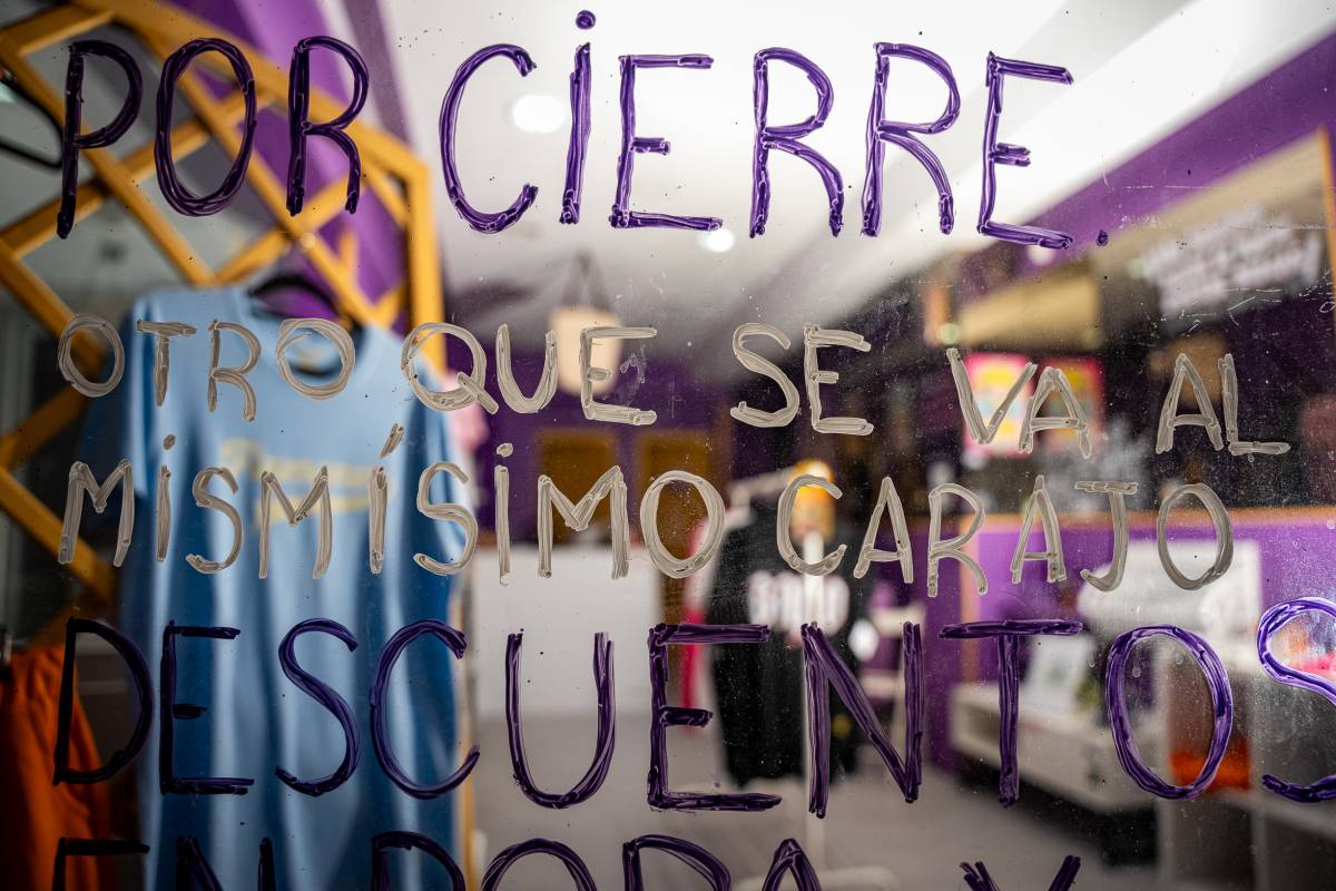LA CHULA CÁDIZ-. Cierre de tienda 