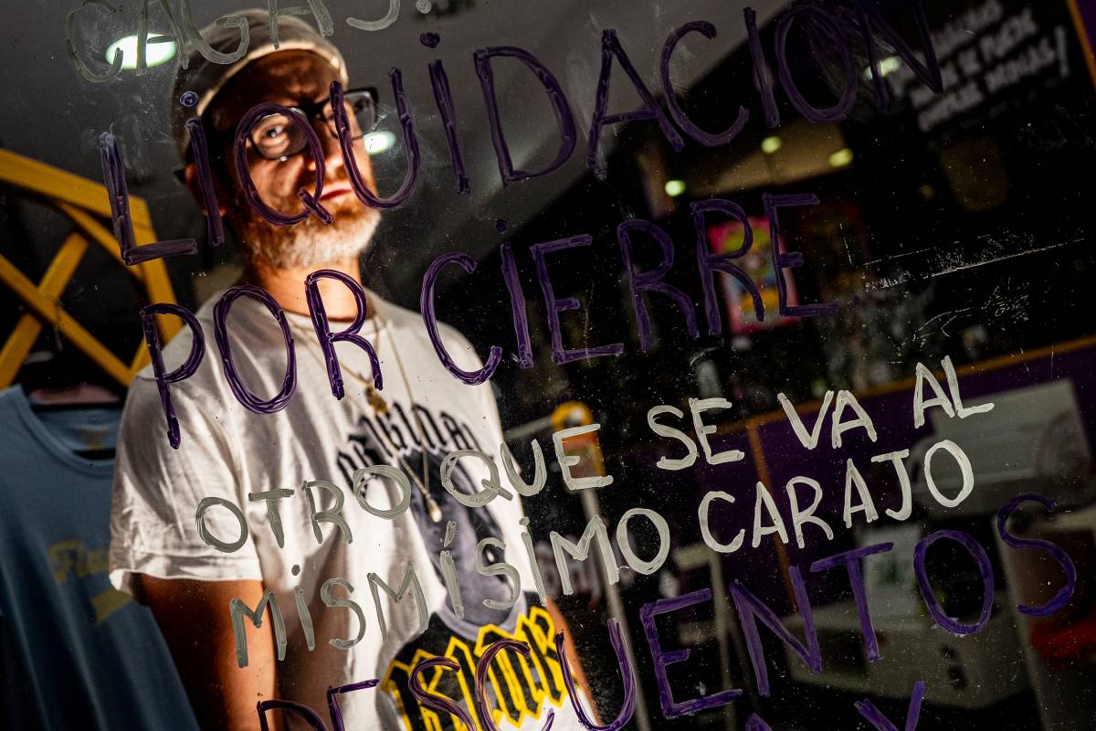 LA CHULA CÁDIZ-. Cierre de tienda 