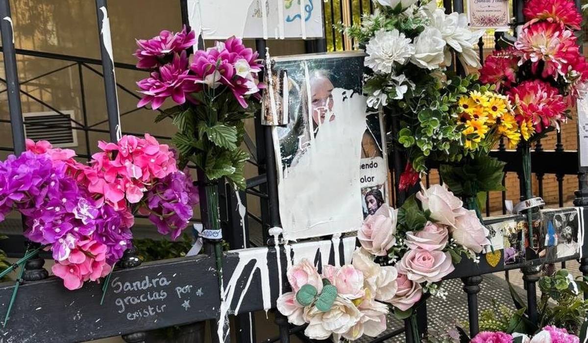Vandalizan de nuevo el homenaje a Sandra Peña en Sevilla a pocos días del aniversario de su muerte