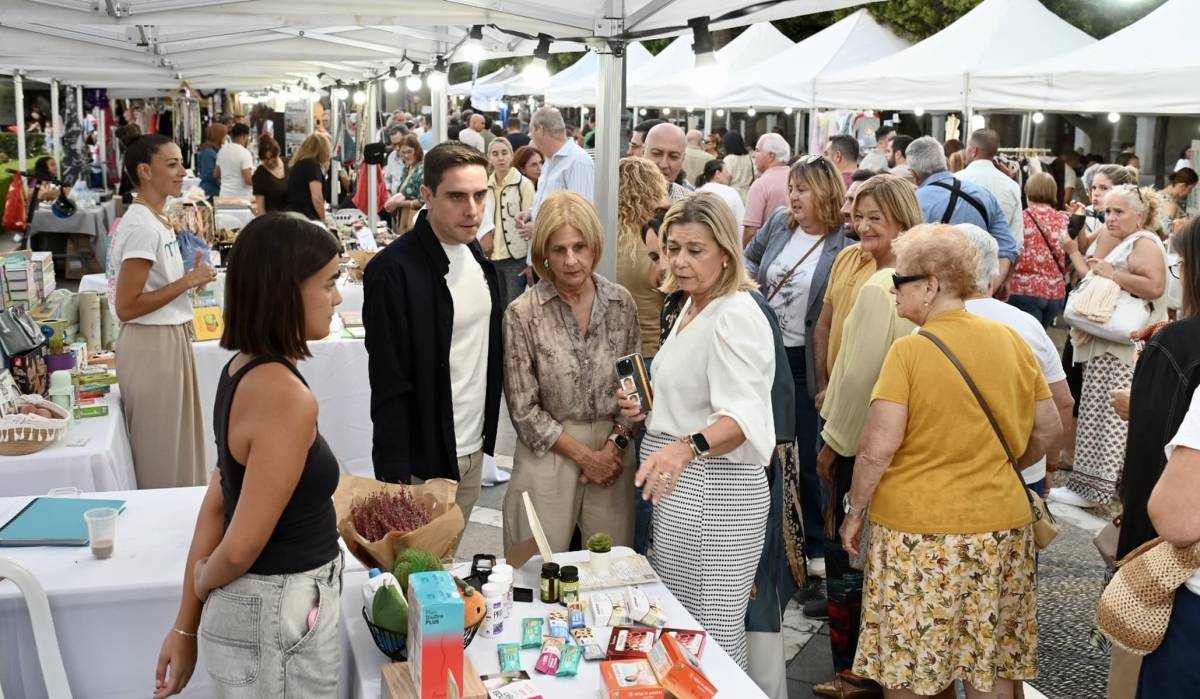 La alcaldesa, presente en la Noche Azul y Blanca de Jerez