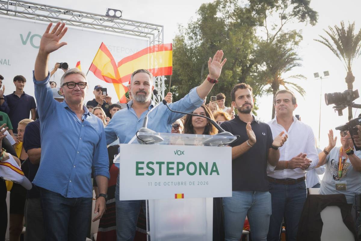 El vicepresidente Gavira acusa a María Jesús Montero de vender edificios de la Junta a fondos buitre cuando era consejera de Hacienda