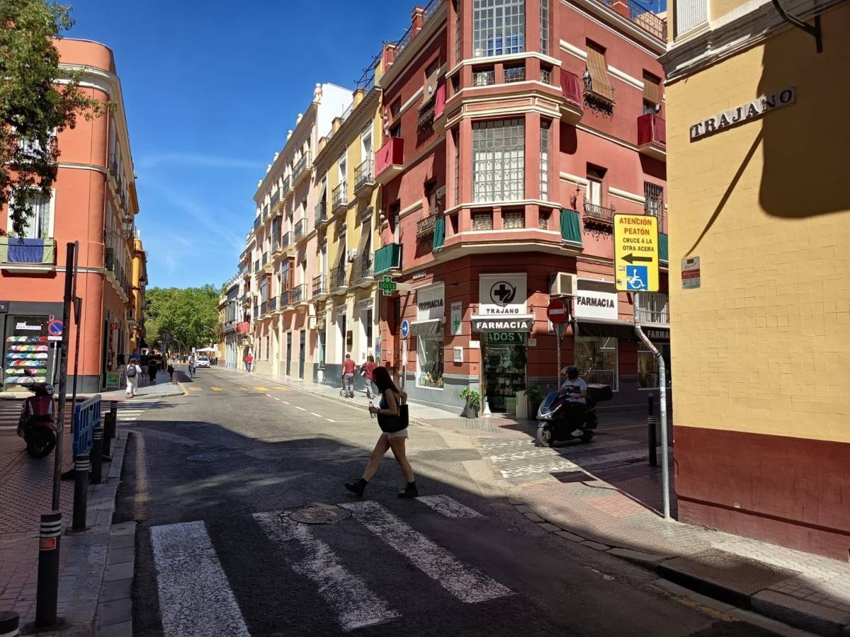 Atención al tráfico en el centro de Sevilla: Trajano, cortada hasta el 2 de noviembre y esta calle quedará en 