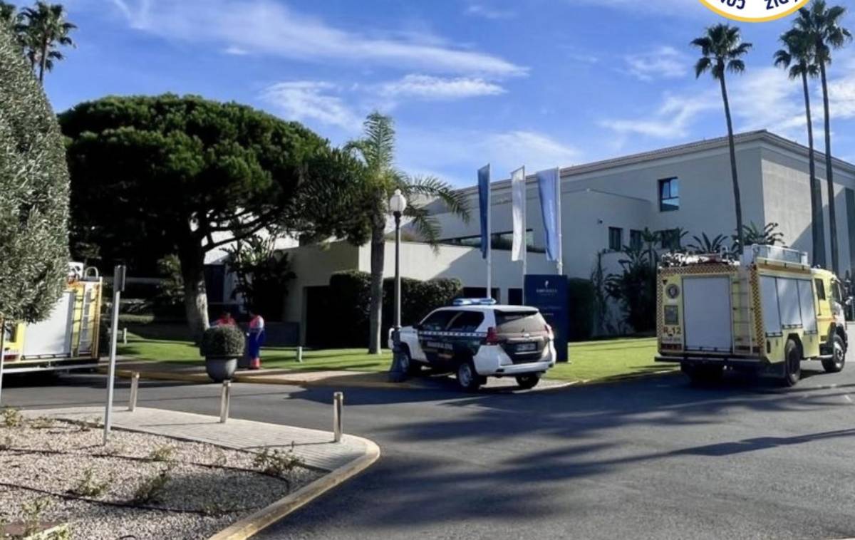 Incendio en la sauna de un hotel del Novo Sancti Petri en Chiclana: un trabajador, herido