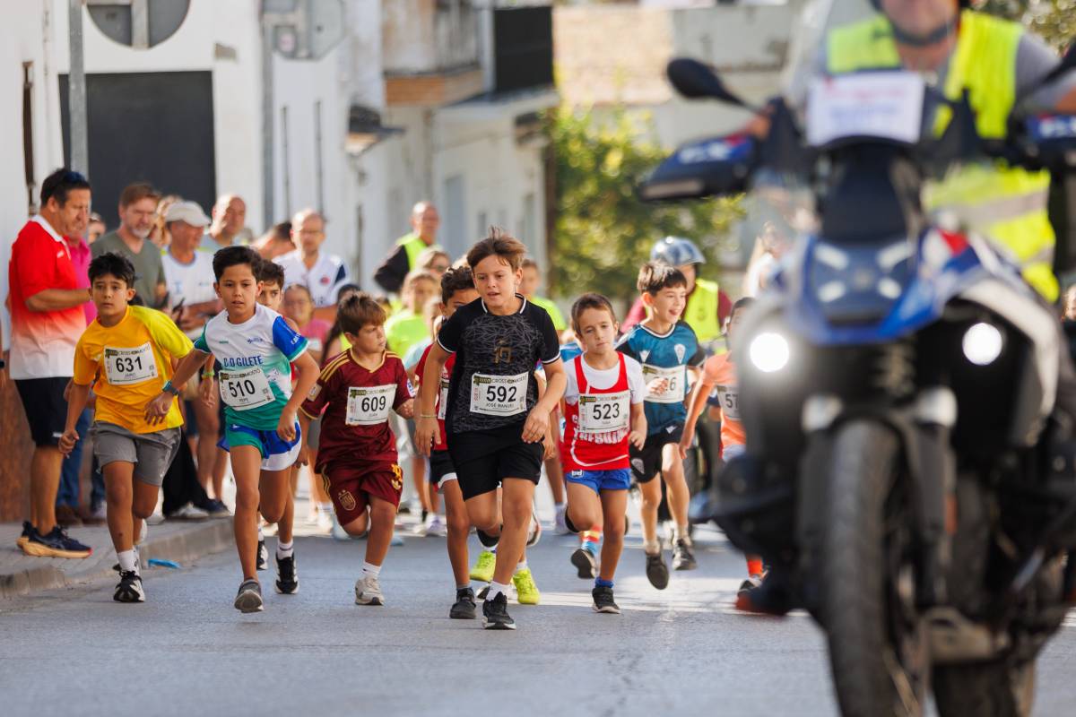 Trebujena, unida a golpe de zancada: la 38ª edición del Cross del Mosto, en imágenes