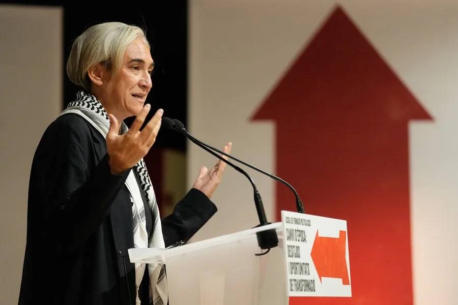 Los partidos de Frente Amplio proponen a Ada Colau como candidata al 29N