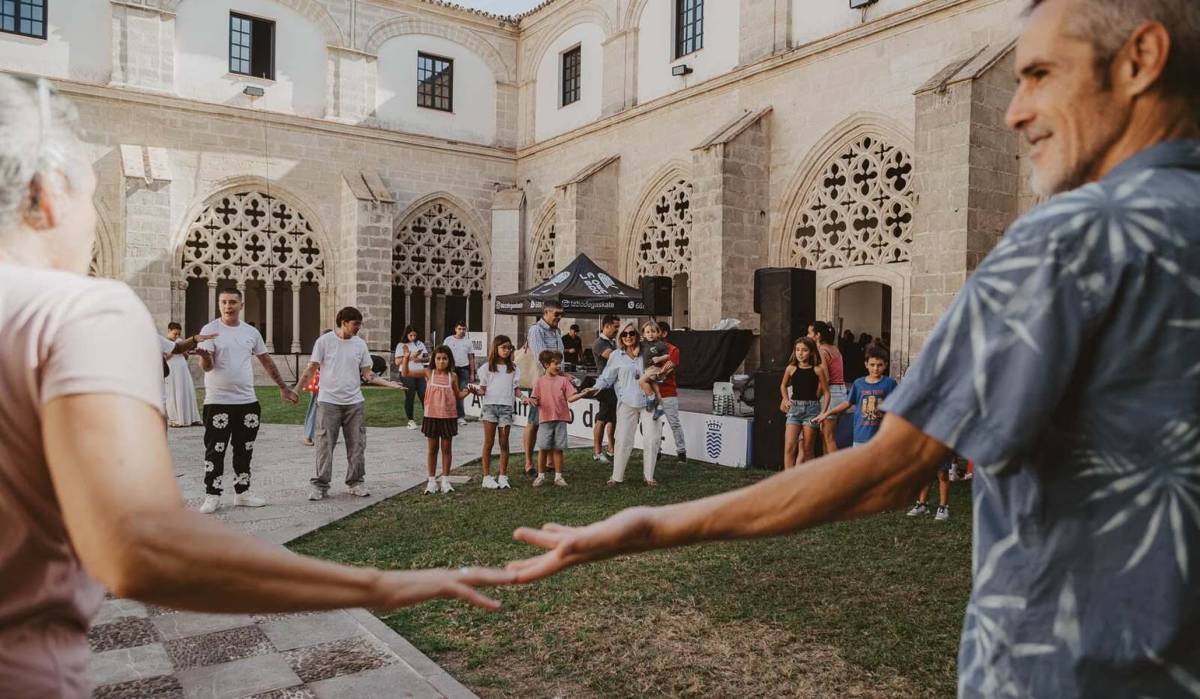 Los barrios de Jerez se reúnen en la Feria de la Participación - Los barrios de Jerez se reúnen en la Feria de la Participación