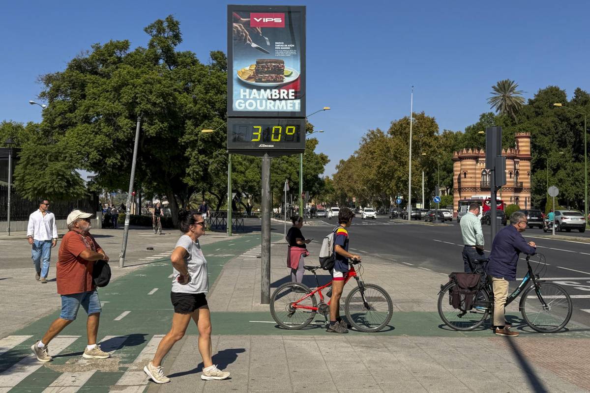 Calor de verano en pleno octubre: Andalucía supera hoy los 30 grados ante la amenaza de una dana el próximo fin de semana